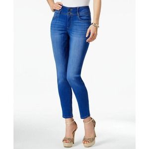 SOLD - NWT Thalia Sodi. Size 10 stretch Skinny Leg denim jeans - "Blue Wash"